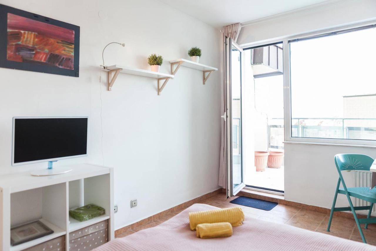 Apartment Tony's Sunny Rooftop By Flat Mаnager *